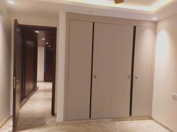 Master Bedroom in 4 BHK Builder Floor at Greater Kailash I – for Rent