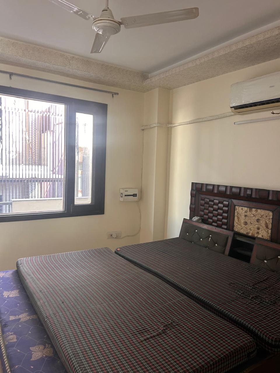 3 BHK + Pooja Room Builder Floor For Rent in Sector 27