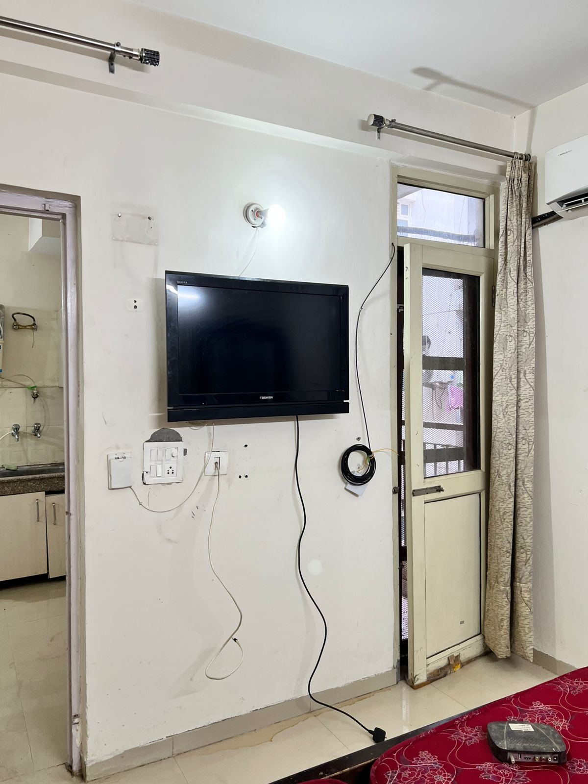 1 BHK + Pooja Room Apartment For Rent in Singla South City