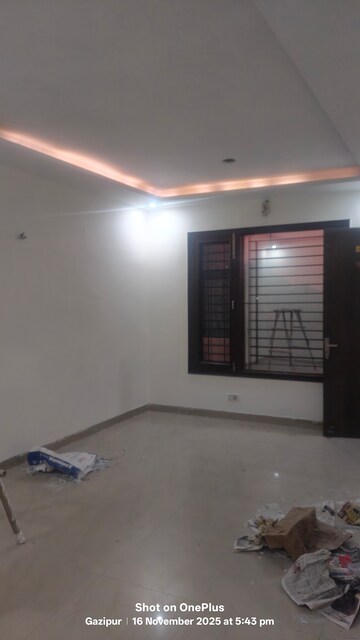 Room in 2 BHK Apartment at Dhakoli – for Sale