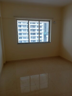 Room in 3 BHK Apartment at Radha Apartments Aundh, Aundh – for Rent