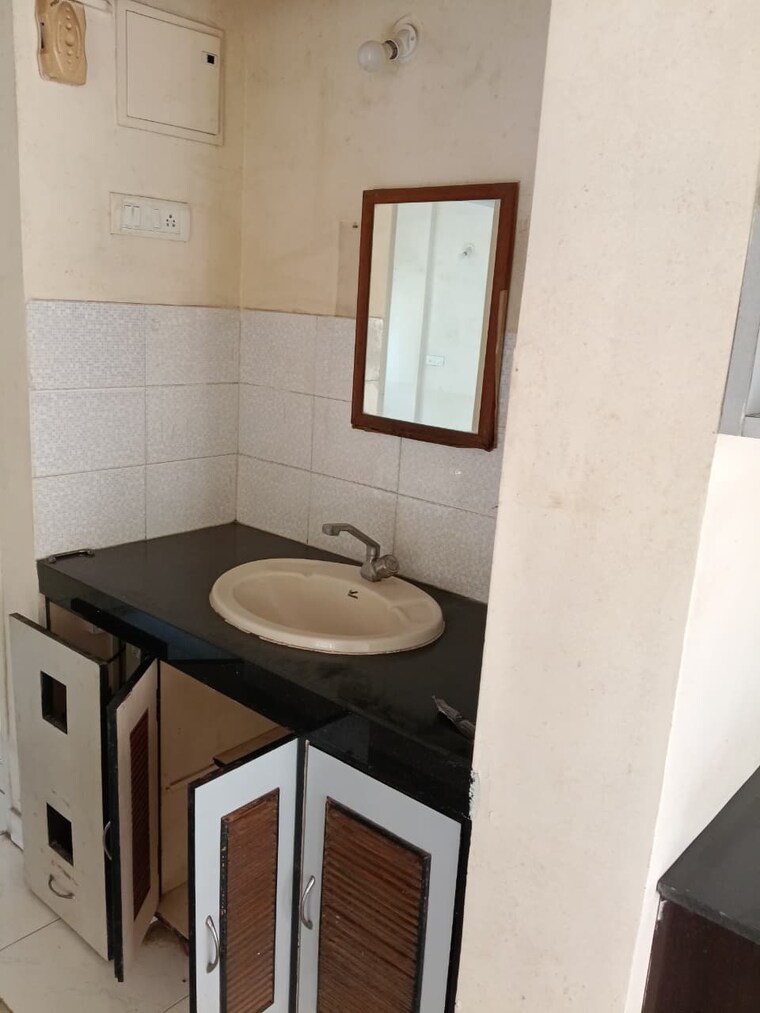 Master Bedroom, kumar-classic 1 Bedroom 550 Sq.Ft. Apartment In Aundh Pune 9466963