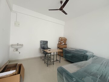 Furnished Amenities in 1 BHK Apartment at Kumar Classic, Aundh – for Rent