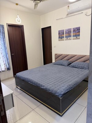 Bedroom in 3 BHK Apartment at Anand Park Aundh, Aundh – for Rent