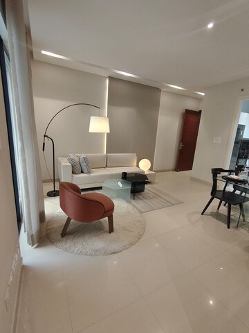 Furnished Amenities in 3 BHK Apartment at Eldeco Live By The Greens, Sector 150 – for Sale