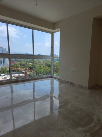 Room in 4 BHK Apartment at Tata Serein, Pokhran Road No Two – for Sale