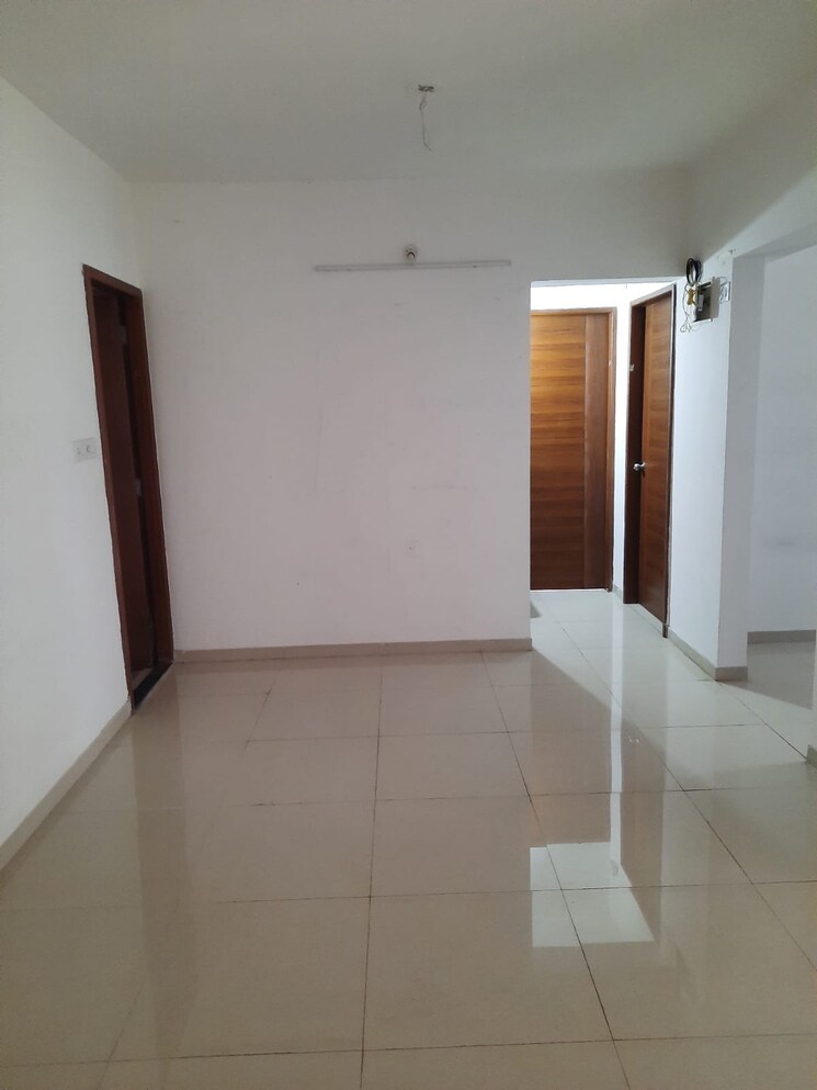 Bathroom, asha-heights-aundh 2 Bedroom 1000 Sq.Ft. Apartment In Aundh Pune 9466991