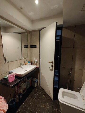 Team Area in 2 BHK Apartment at Rattan Icon, Seawoods Sector 50 – for Rent