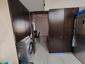 Furnished Amenities in 2 BHK Apartment at Rattan Icon, Seawoods Sector 50 – for Rent