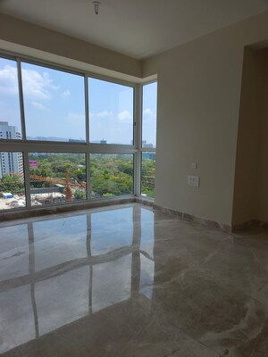 Room in 4 BHK Apartment at Tata Serein, Pokhran Road No Two – for Rent