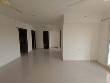 Room in 3.5 BHK Apartment at Moreshwar 19 East, Nerul – for Rent