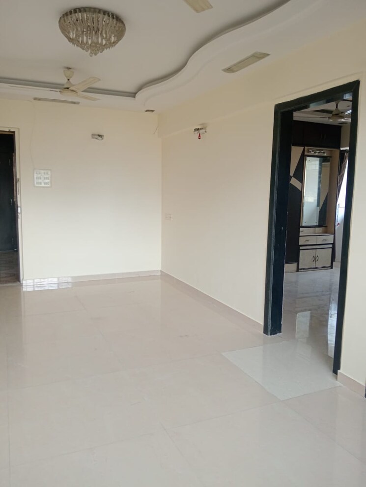 Room, badri-kedar-building 2 Bedroom 700 Sq.Ft. Apartment In Seawoods Sector 40 Navi Mumbai 9466998