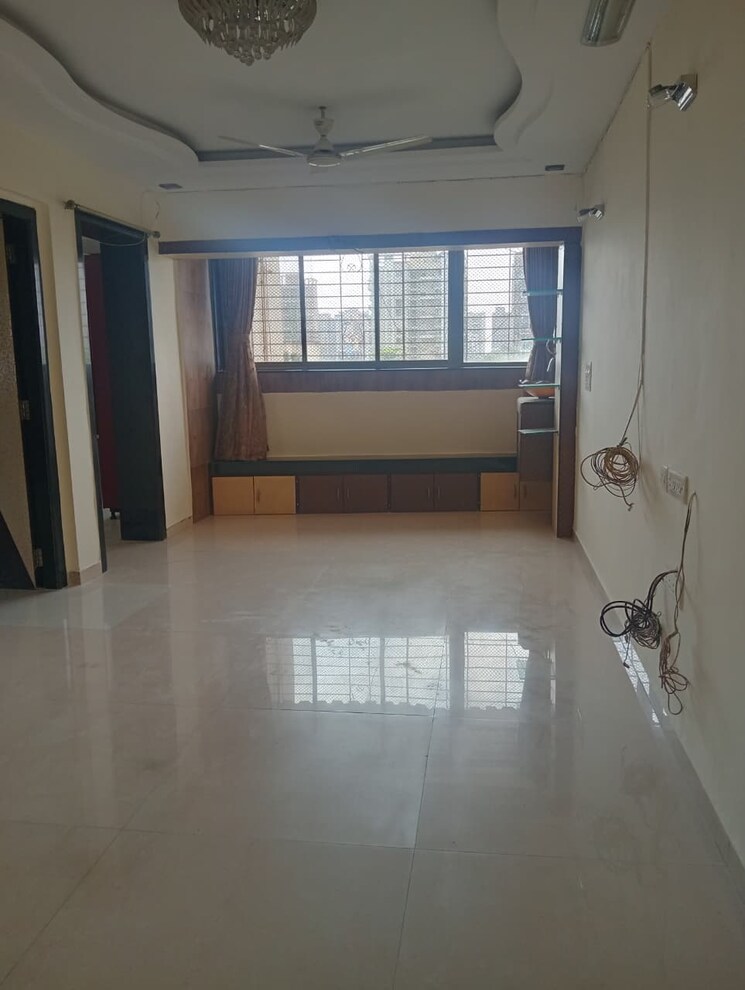 Room, badri-kedar-building 2 Bedroom 700 Sq.Ft. Apartment In Seawoods Sector 40 Navi Mumbai 9466998
