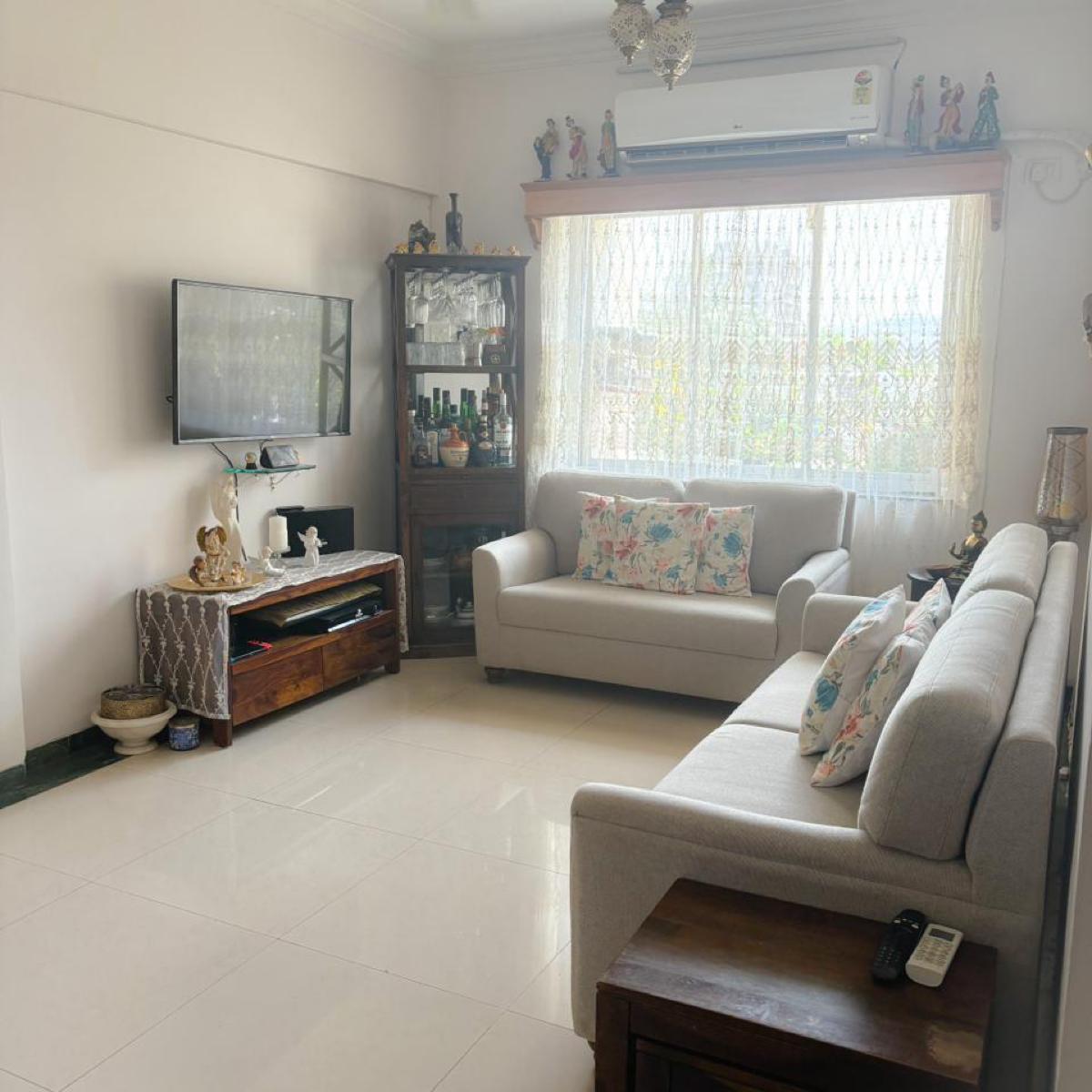 3 BHK + Pooja Room Apartment For Rent in Vedant CHS Santacruz
