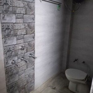 Bathroom in 2.5 BHK Builder Floor at Shastri Nagar – for Rent
