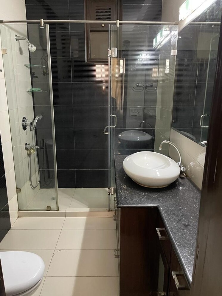 Attached Bathroom, greater kailash i 4 Bedroom 3900 Sq.Ft. Builder Floor In Greater Kailash I Delhi 9467020