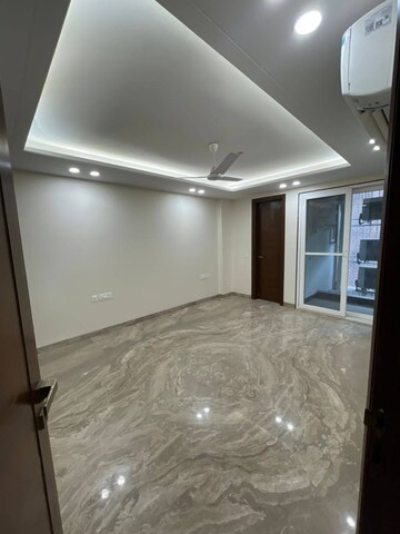 Master Bedroom in 3 BHK Builder Floor at Kalkaji – for Rent