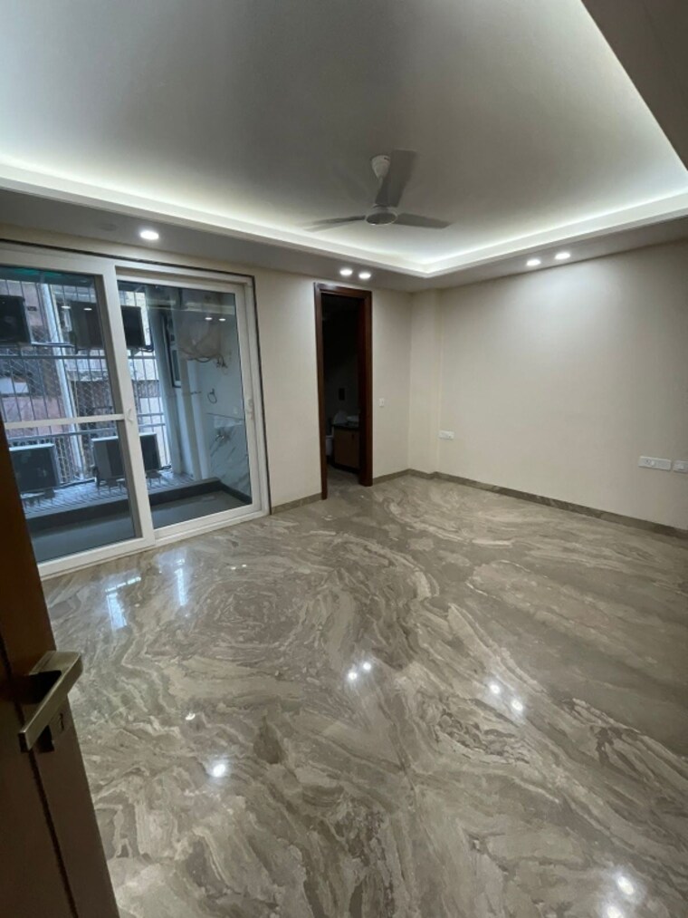 Master Bedroom, kalkaji 3 Bedroom 2400 Sq.Ft. Builder Floor In Kalkaji Delhi 9467021