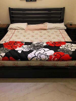 Master Bedroom in 3.5 BHK Builder Floor at Greater Kailash ii – for Rent