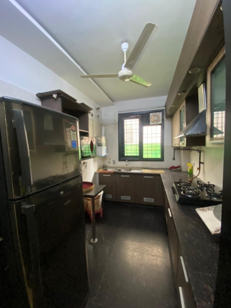 Kitchen, east of kailash 3 Bedroom 2000 Sq.Ft. Builder Floor In East Of Kailash Delhi 9467026