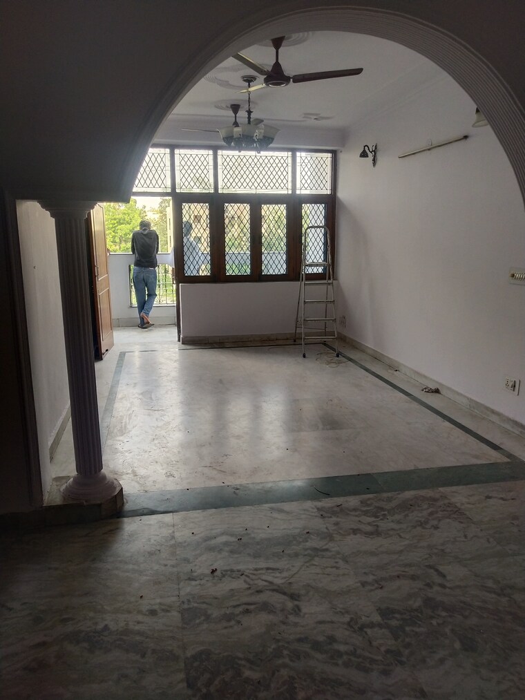 Room, rwa-apartments-sector-41 2 Bedroom 750 Sq.Ft. Builder Floor In Sector 41 Noida 9467033