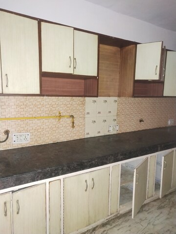 Kitchen in 2 BHK Builder Floor at RWA Apartments Sector 41, Sector 41 – for Rent