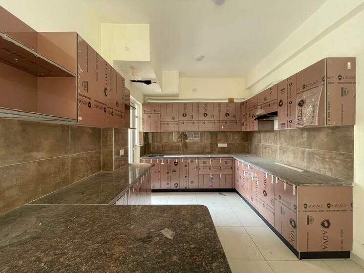 Kitchen, bptp-amstoria 3 Bedroom 2229 Sq.Ft. Builder Floor In Sector 102 Gurgaon 9467044