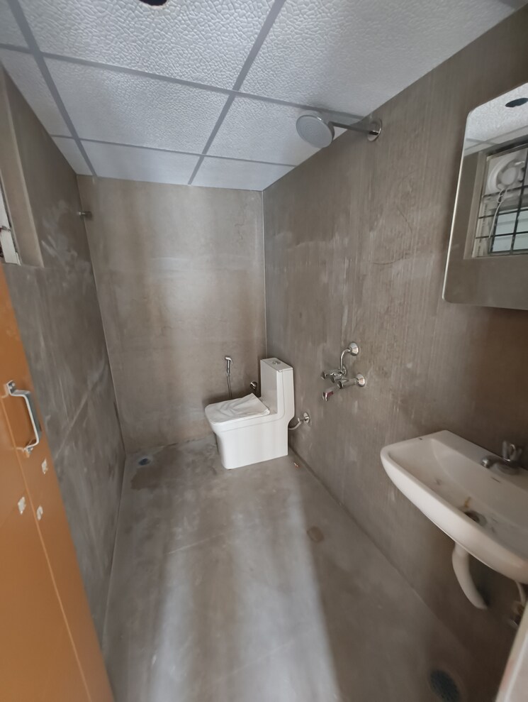 Bathroom, sai-enclave-indiranagar 2 Bedroom 1300 Sq.Ft. Builder Floor In Indiranagar Bangalore 9467048