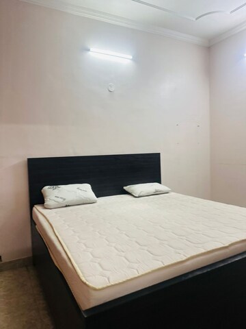 Bedroom in 2 BHK Apartment at Unitech Uniworld Gardens 2, Sector 47 – for Rent