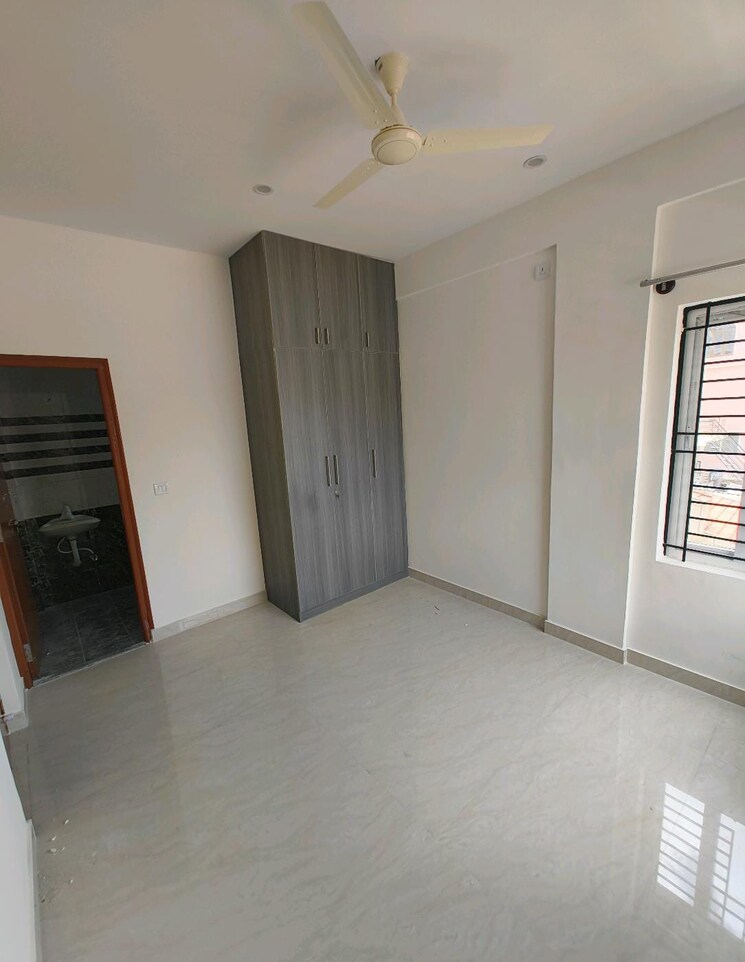 Room, pss-plaza 1 Bedroom 750 Sq.Ft. Builder Floor In New Thippasandra Bangalore 9467065