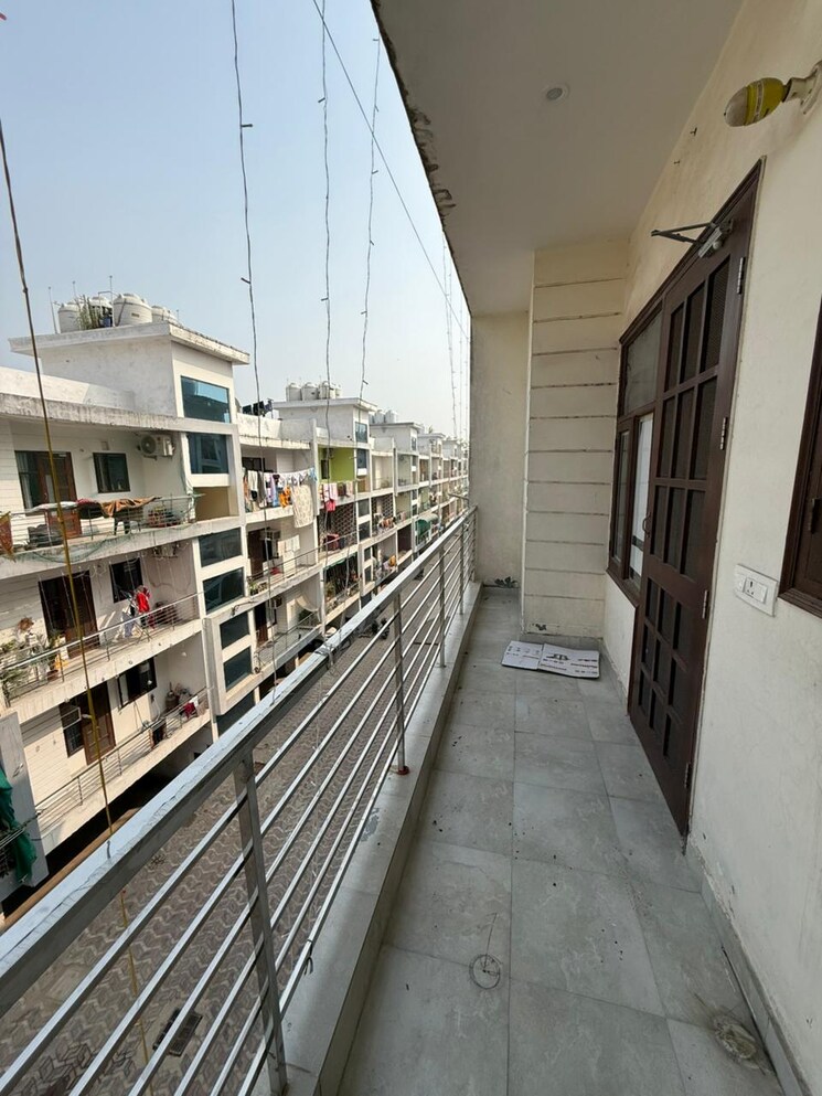 Balcony, mp-metro-towers 3 Bedroom 1200 Sq.Ft. Builder Floor In Dhakoli Zirakpur 9467091