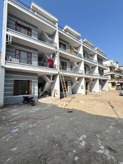 2 BHK Builder Floor For Sale in Shivalik Green 
