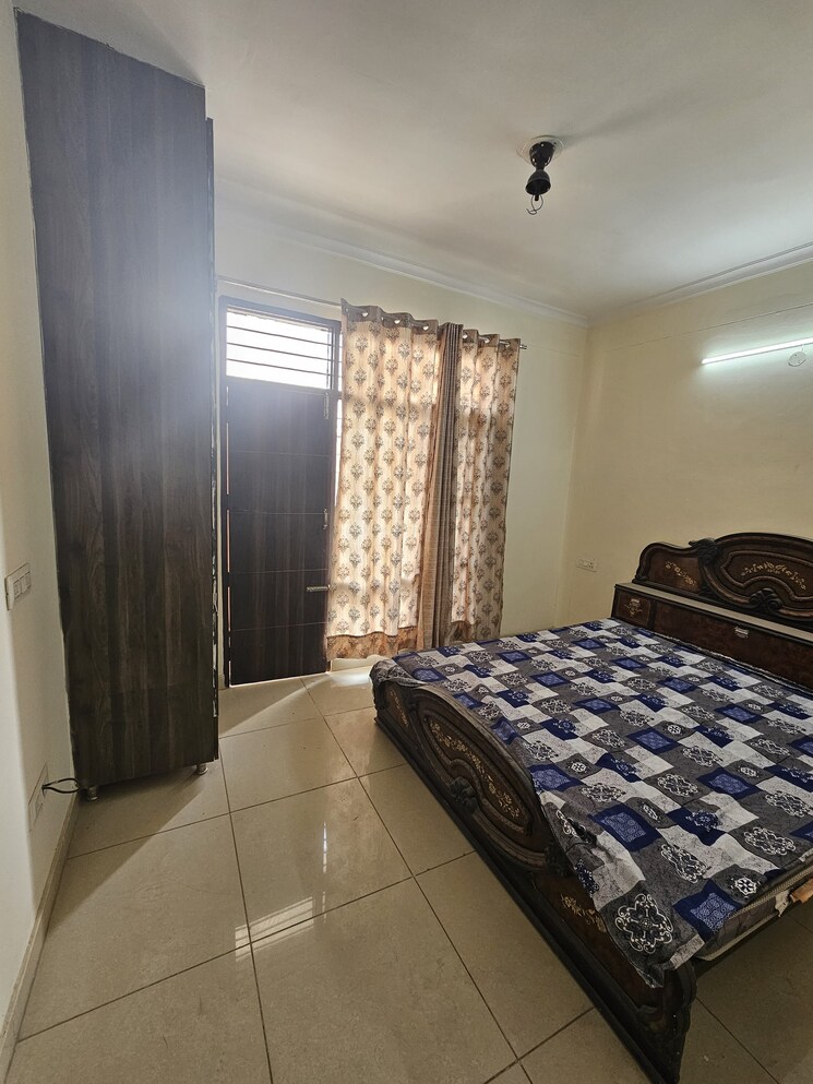 Bedroom, dlf-the-belaire 4 Bedroom 3000 Sq.Ft. Apartment In Sector 54 Gurgaon 9467117