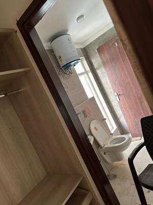 Furnished Amenities in 3.5 BHK Apartment at Pareena Micasa, Sector 68 – for Rent