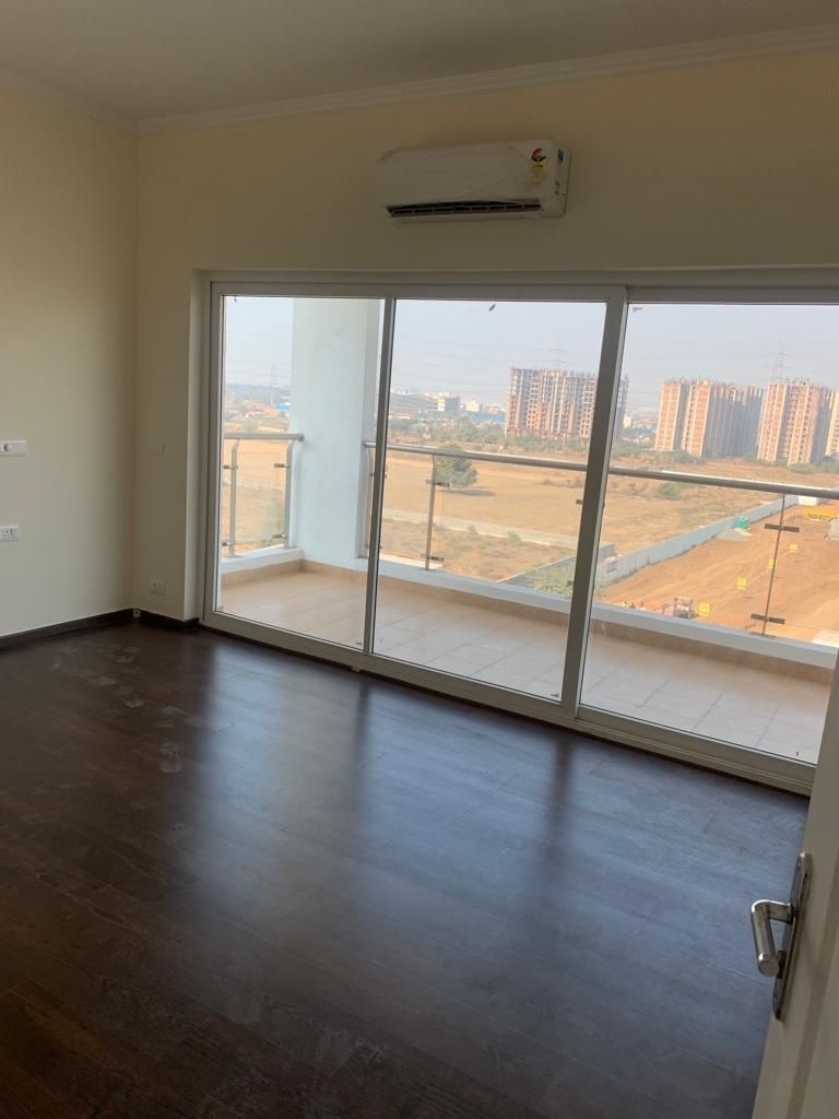 2 BHK + Pooja Room 1350 Sq.Ft. Apartment in Shree Vardhman Victoria
