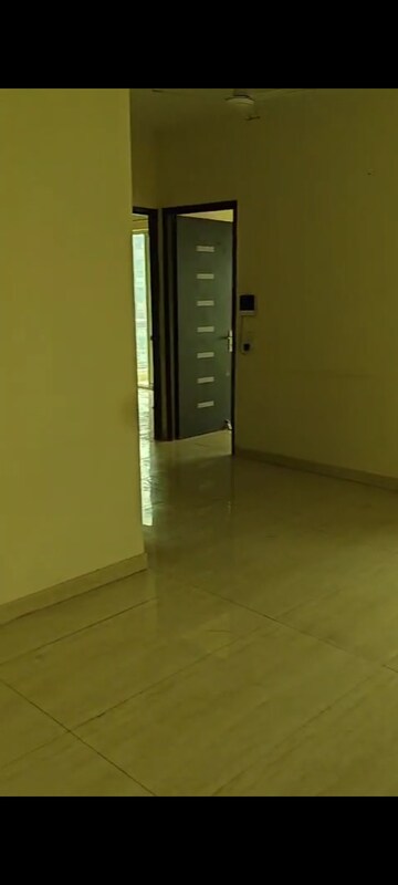 Room in 3 BHK Apartment at Gaur Saundaryam, Tech Zone 4 Greater Noida – for Sale