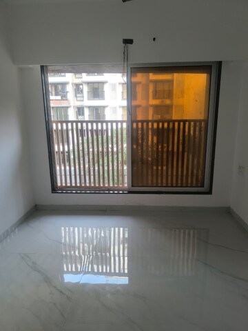 Room in 2 BHK Apartment at Vishwa Bhuvan, Chembur – for Rent