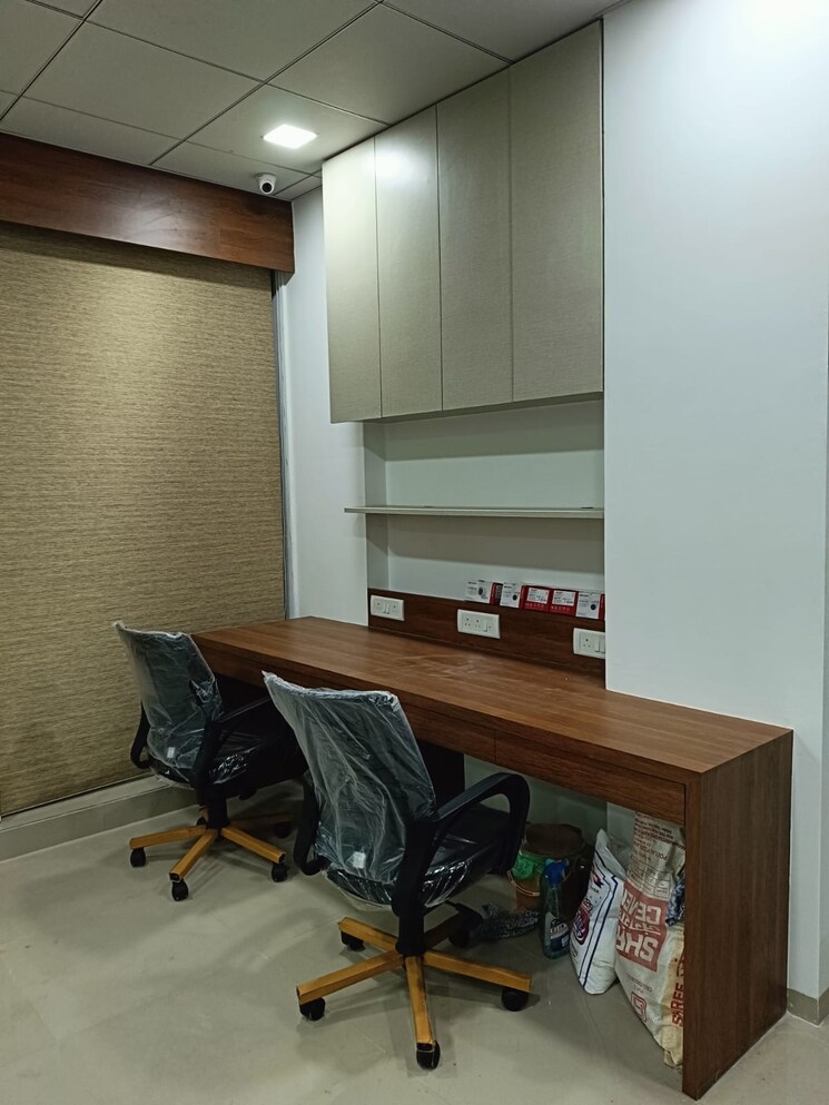 Team Area, akshar-business-park Commercial Office Space 700 Sq.Ft. In Vashi Sector 19f Navi Mumbai 9467153