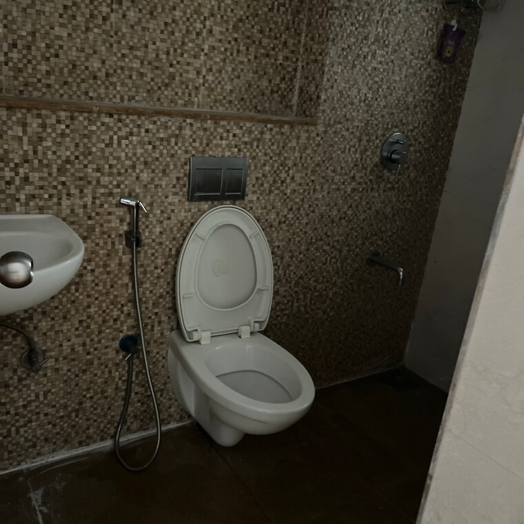 Bathroom, lodha-palava-urbano-g-and-h 2 Bedroom 738 Sq.Ft. Apartment In Taloja Bypass Road Thane 9467164