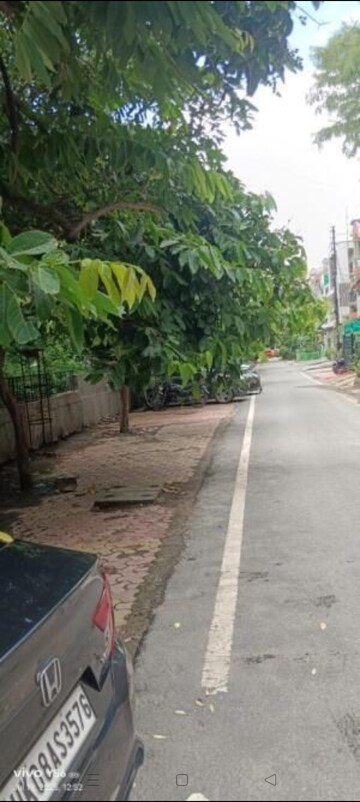 Balcony in 6 BHK Villa at RWA Apartments Sector 50, Sector 50 – for Sale