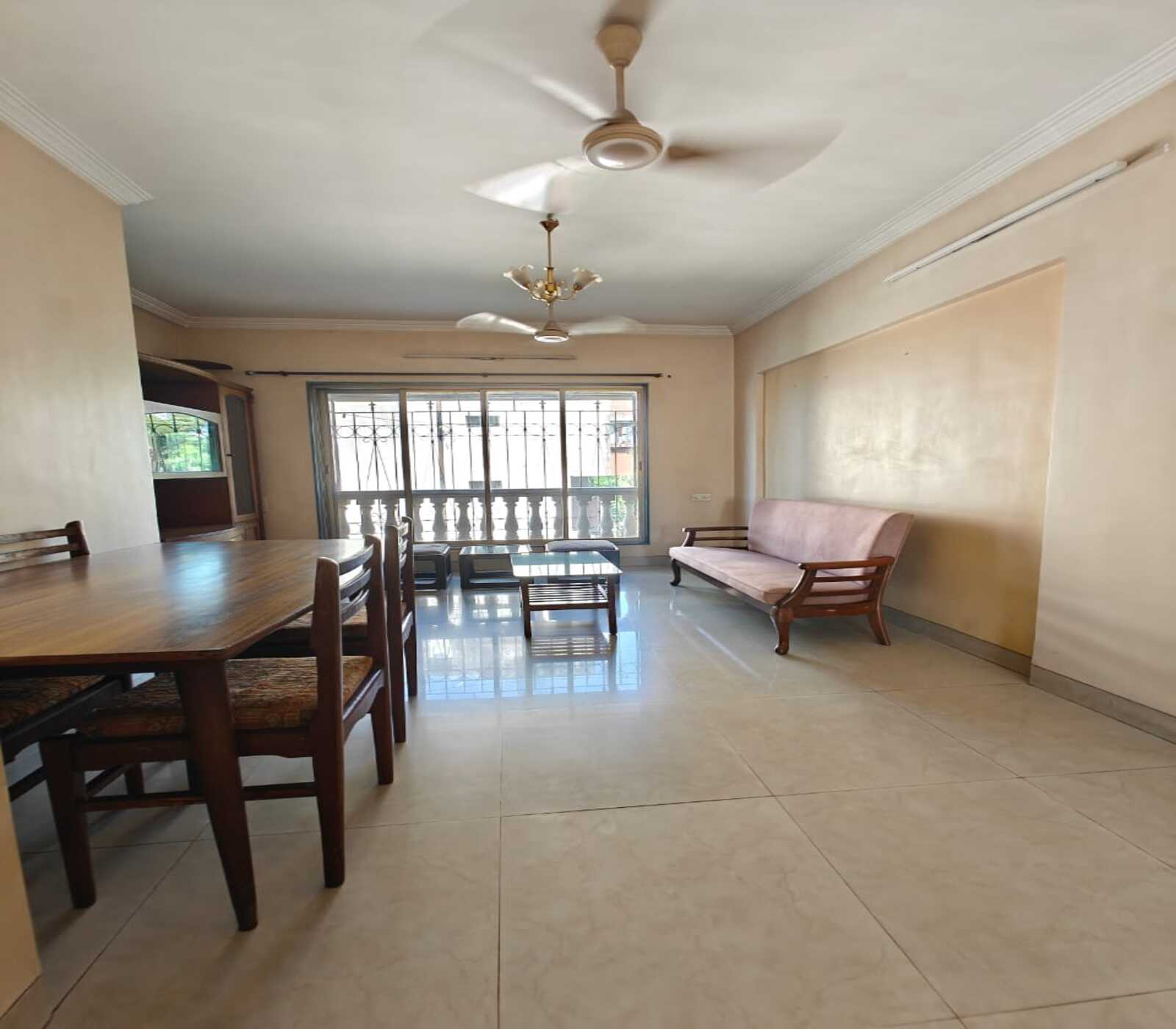 2 BHK Apartment For Rent in Parel