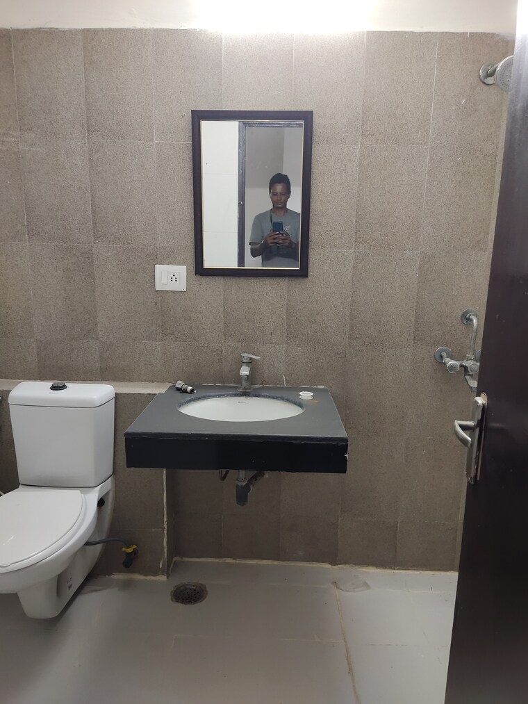 Bathroom, assotech-windsor-court 3 Bedroom 1465 Sq.Ft. Apartment In Sector 78 Noida 9467206