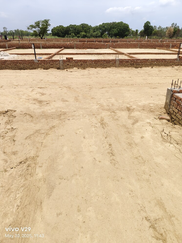  Parking, bashratpur  1001 Sq.Ft. Plot In Bashratpur Gorakhpur 9467242