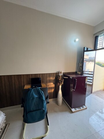 Master Bedroom in Studio Builder Floor at Sector 40 – for Rent