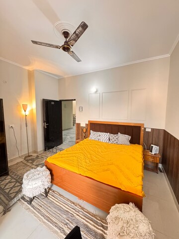 Bedroom in Studio Builder Floor at Sector 40 – for Rent