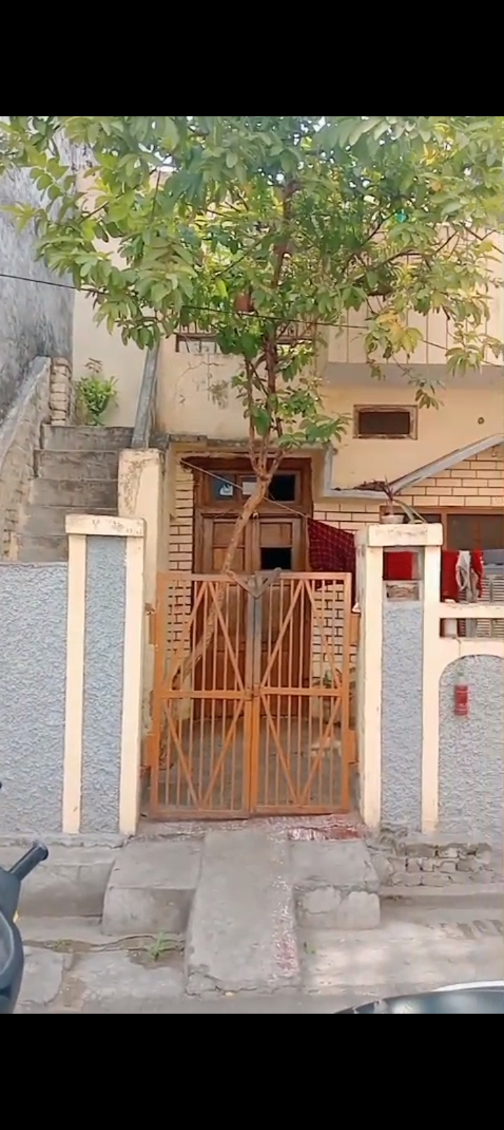 3 BHK + Extra Room Independent House For Sale in Rajajipuram