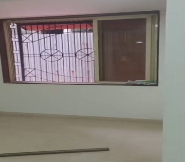 Room in  Office Space at Dadar West – for Rent