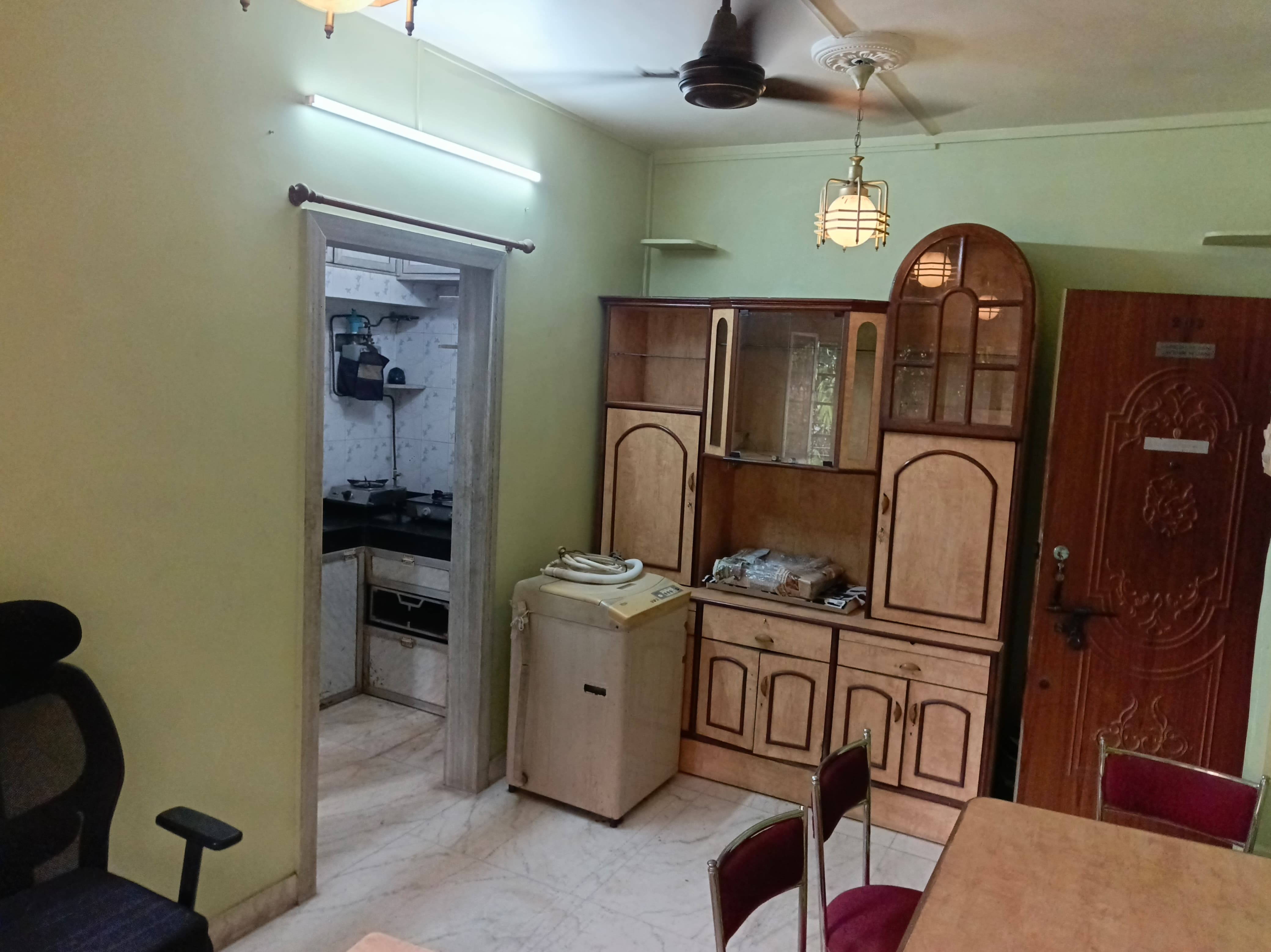 1 RkApartment For Rent in Amboli Hill Pramukh Palace