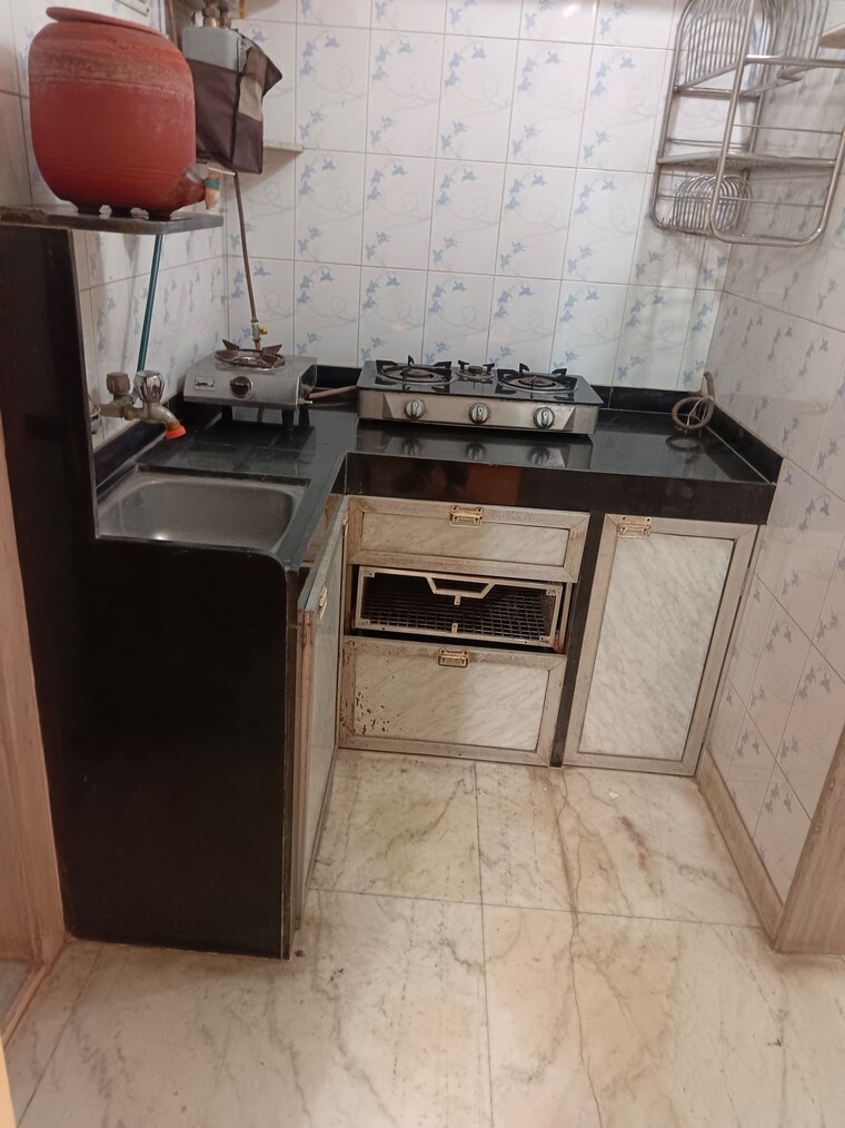 Kitchen, amboli-hill-pramukh-palace 1 RK 350 Sq.Ft. Apartment In Andheri West Mumbai 9467337