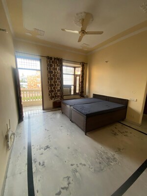 Bedroom in 2 BHK Villa at Old Ambala Road – for Rent